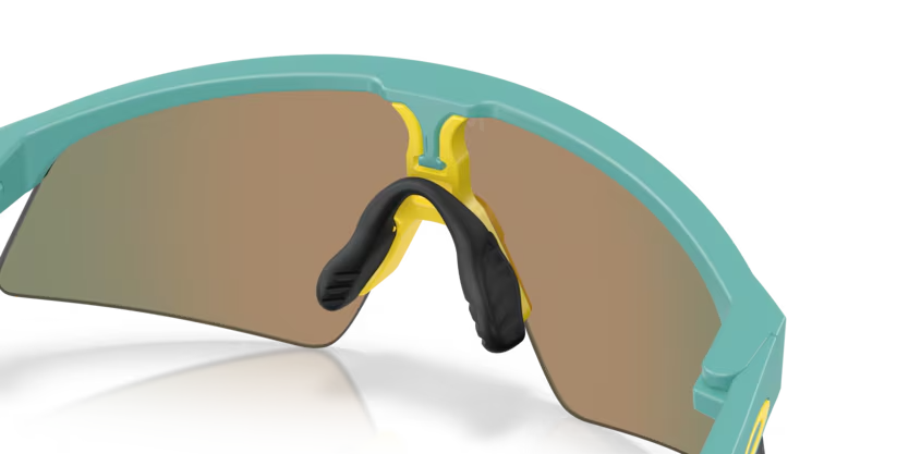 Oakley Youth | OOK9015 Resistor Sweep | Matte Pacific Prizm Ruby