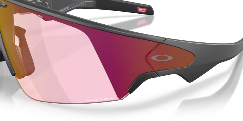 Oakley Meta | OW8001 Vanguard | Black Prizm Transitions Ember