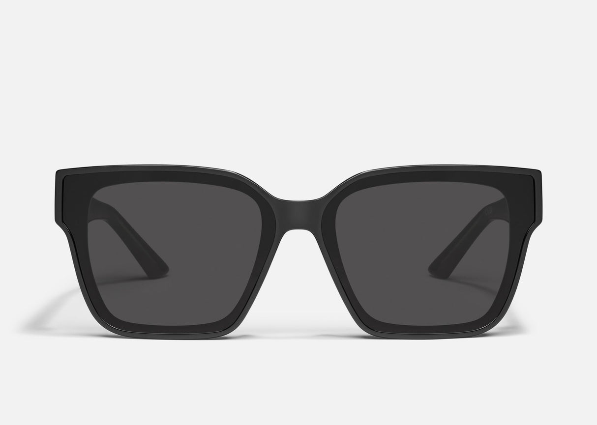 Quay | Drive In | Black